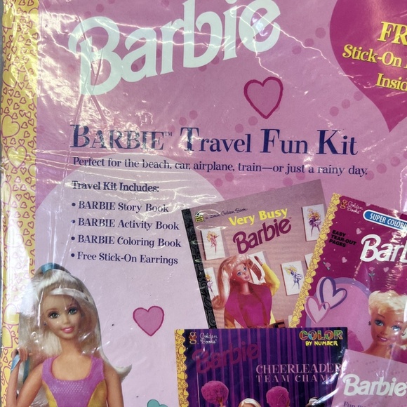 NIB Mattel 1998 Barbie Travel Fun Kit w/ Busy Barbie Little Gold Book, Coloring - Picture 2 of 10